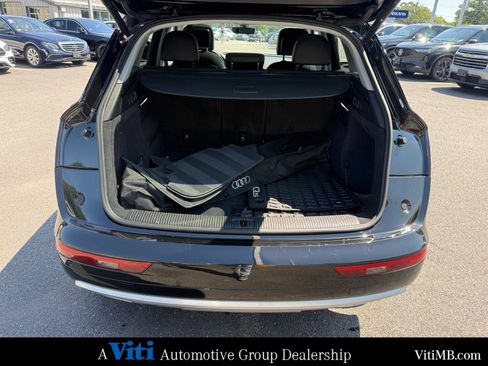 Used 2019 Audi Q5 2.0T Premium Plus w/ Premium Plus Package AWD/4WD image 24