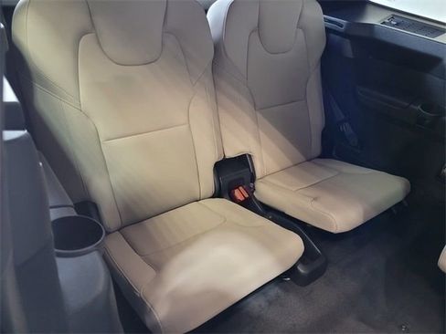 Certified 2026 Volvo XC90 B5 Plus w/ Protection Package image 11
