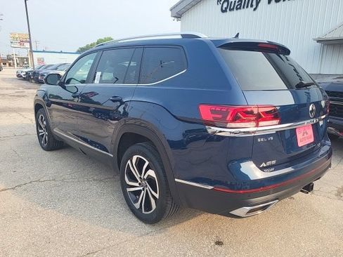 Used 2023 Volkswagen Atlas SEL AWD/4WD image 9