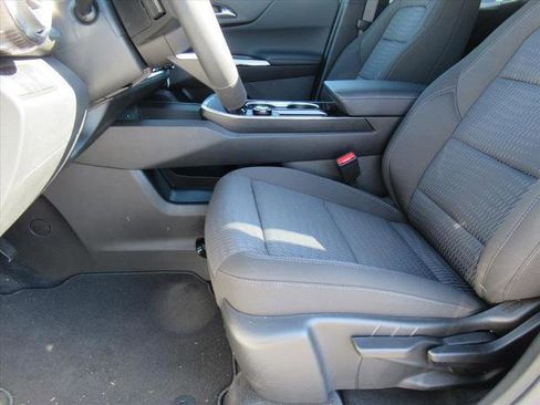 New 2026 Chevrolet Equinox LT image 16