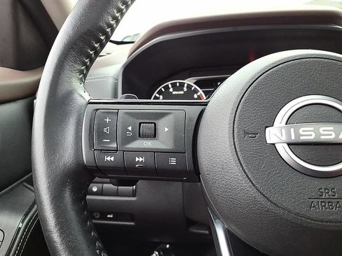 Used 2023 Nissan Rogue SV w/ SV Premium B Package AWD/4WD image 29