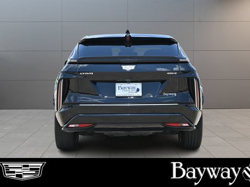Used 2024 Cadillac Lyriq Tech RWD image 7