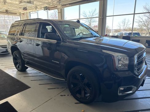 Used 2020 GMC Yukon SLT image 3