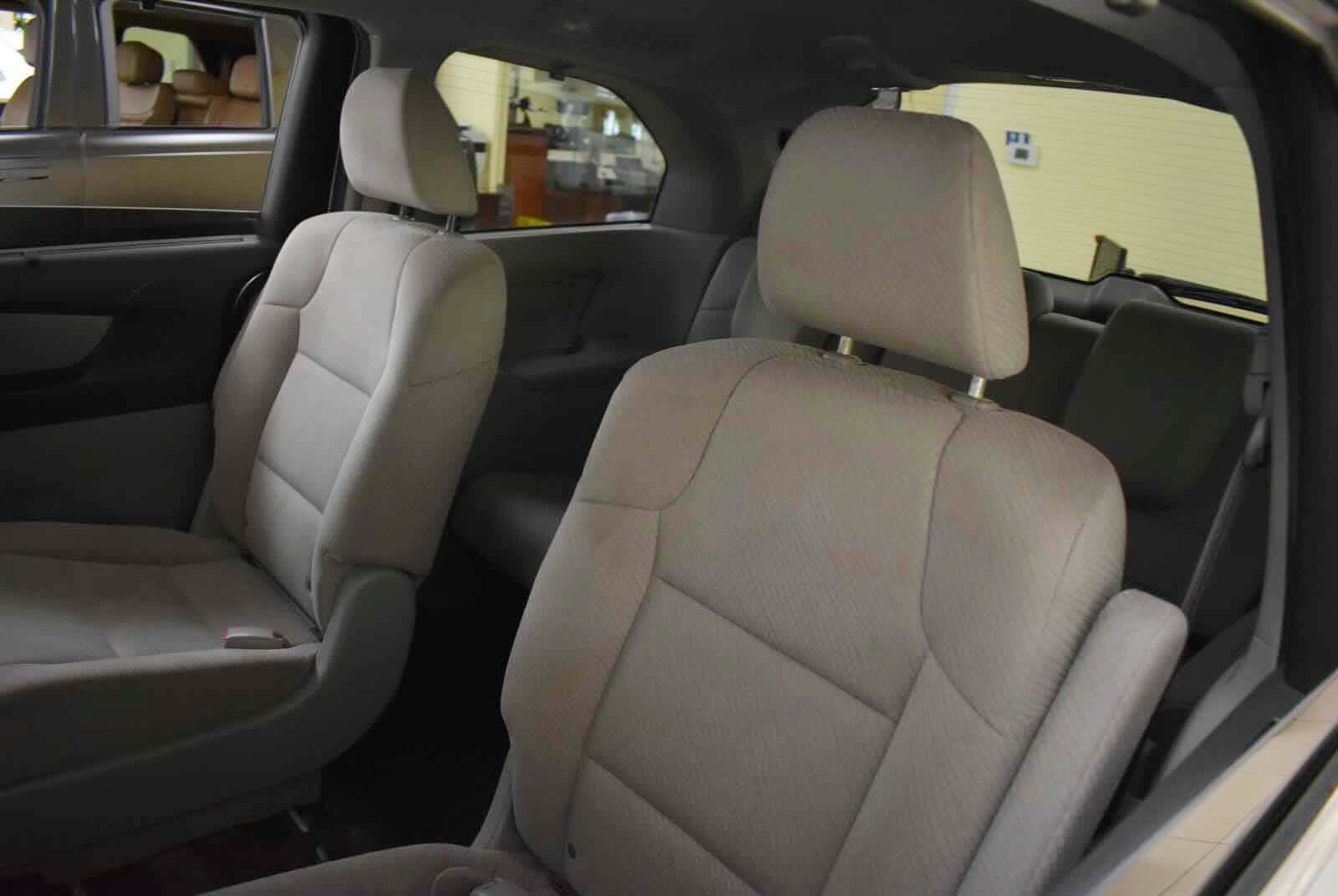 Used 2015 Honda Odyssey EX image 70