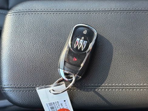 Used 2024 Buick Encore GX Sport Touring image 28