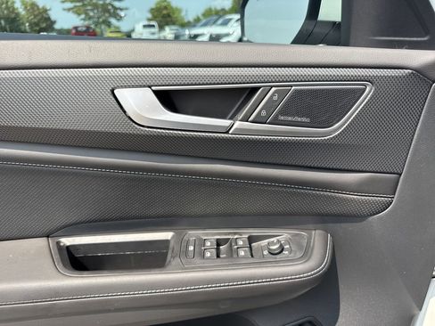 New 2025 Volkswagen Atlas Cross Sport SEL Premium R-Line image 23