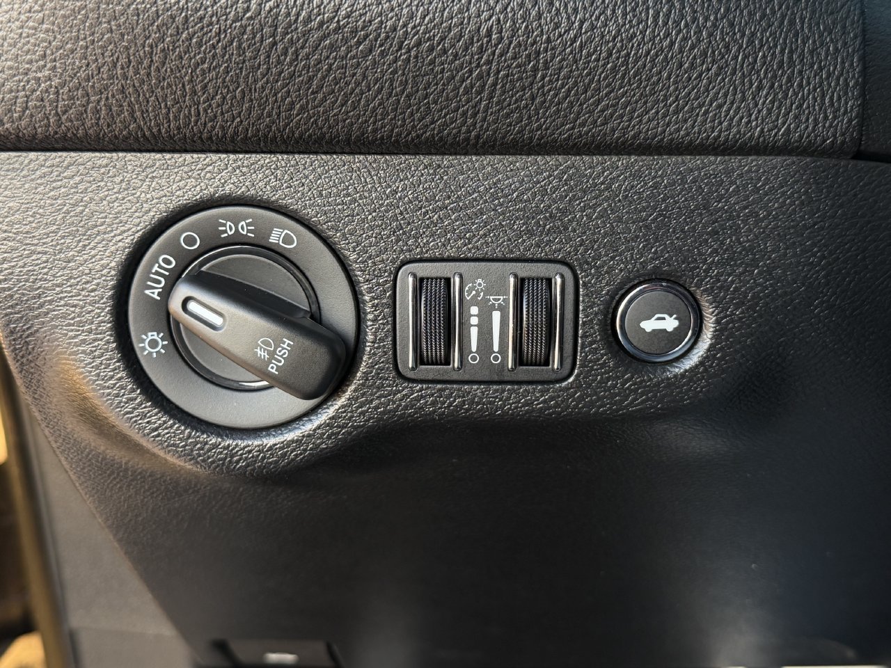 Used 2023 Dodge Challenger R/T Scat Pack RWD image 21