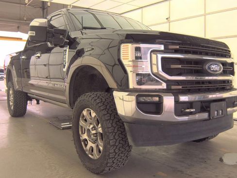 Used 2020 Ford F250 King Ranch w/ King Ranch Ultimate Package AWD/4WD image 2