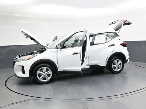 Used 2025 Nissan Kicks Play S image 45