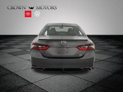 Used 2022 Toyota Camry SE AWD/4WD image 5