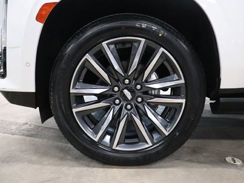 Used 2021 Cadillac Escalade Sport Platinum image 36