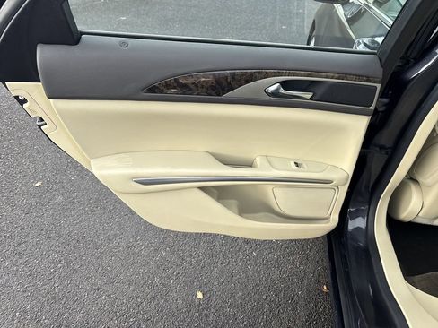 Used 2014 Lincoln MKZ AWD w/ Equipment Group 102A Reserve image 12