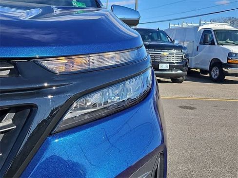 Certified 2023 Chevrolet Equinox LS image 33