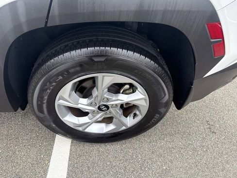 Used 2023 Hyundai Tucson SEL image 17