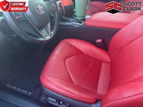 Used 2019 Toyota Camry XSE image 1