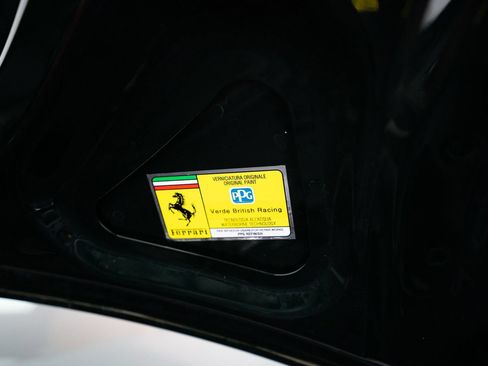 Used 2023 Ferrari Roma RWD image 17