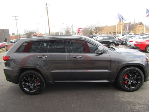 Used 2014 Jeep Grand Cherokee SRT image 5