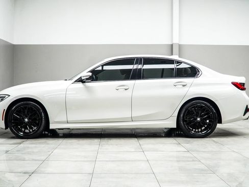 Used 2020 BMW 330i Sedan w/ Convenience Package RWD image 9