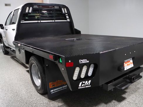 Used 2025 Chevrolet Silverado 3500 W/T w/ WT Convenience Package AWD/4WD image 9