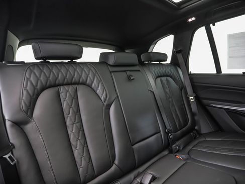 New 2026 BMW X5 xDrive50e w/ Executive Package AWD/4WD image 28