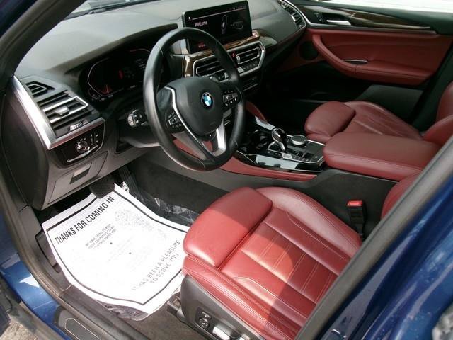 Used 2022 BMW X4 xDrive30i AWD/4WD image 8