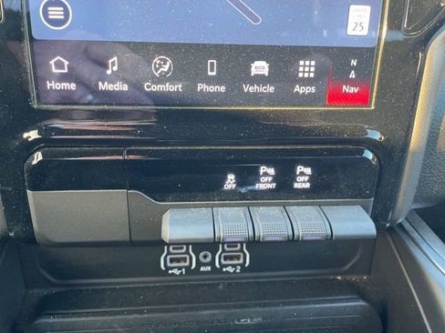 Used 2025 RAM 1500 Big Horn image 14