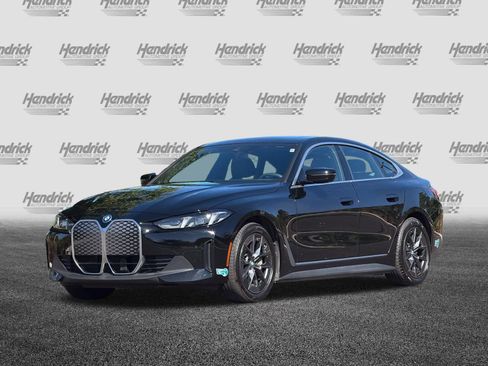 Certified 2025 BMW i4 eDrive40 image 9