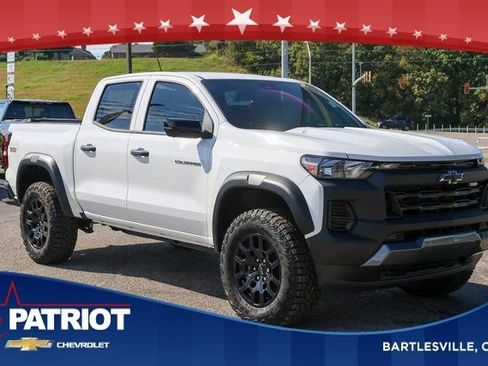 New 2026 Chevrolet Colorado Trail Boss AWD/4WD image 1