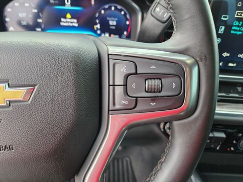 Used 2024 Chevrolet Silverado 3500 LTZ w/ LTZ Convenience Package AWD/4WD image 18