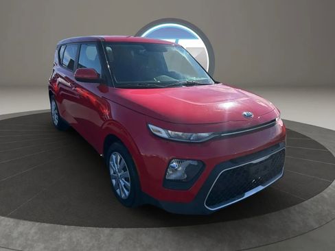 Used 2020 Kia Soul LX image 8