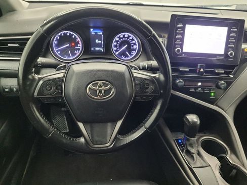 Used 2021 Toyota Camry SE FWD image 22