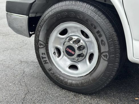 Used 2014 GMC Savana 2500 w/ Savana Pro Plus Package image 9