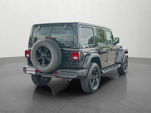 Used 2021 Jeep Wrangler Unlimited Sahara image 7