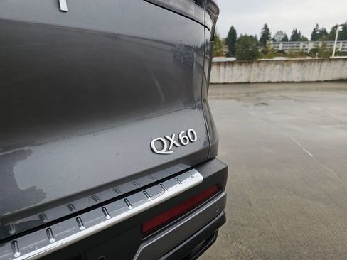 Certified 2024 INFINITI QX60 Luxe w/ Cargo Package image 16
