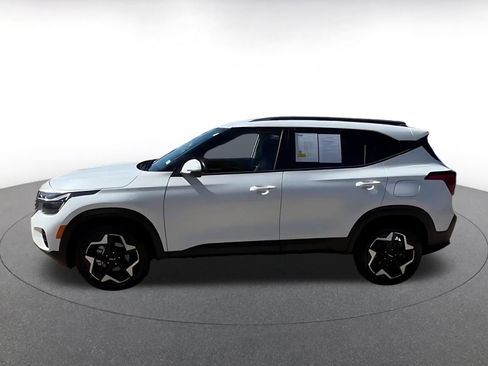 Used 2025 Kia Seltos S image 10