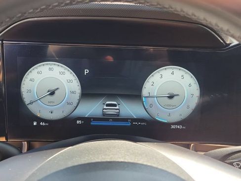 Certified 2023 Hyundai Elantra SEL w/ Convenience Package FWD image 9