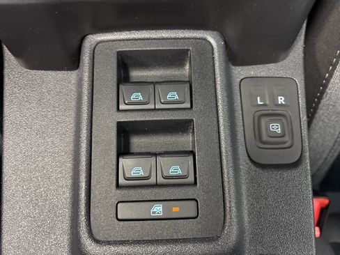 Used 2025 Ford Bronco Big Bend image 35