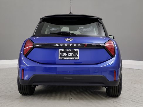 New 2026 MINI Cooper S FWD image 7