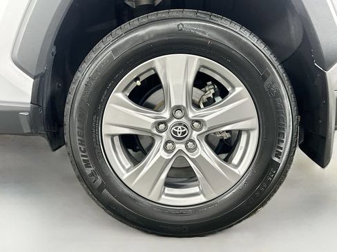 Certified 2024 Toyota RAV4 XLE AWD/4WD image 30