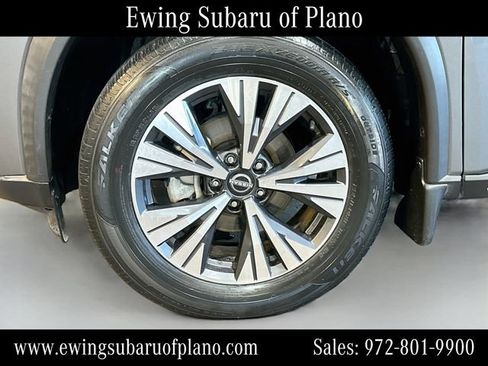 Used 2023 Nissan Rogue SV FWD image 30