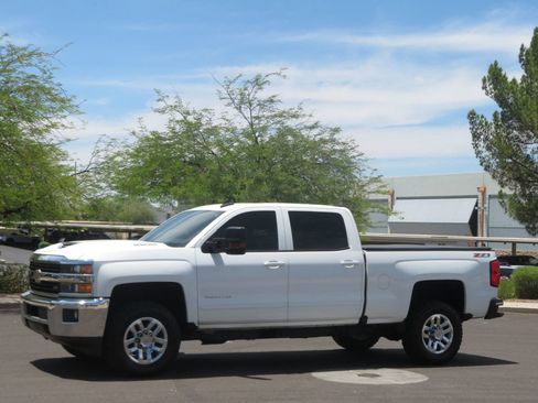 Used 2017 Chevrolet Silverado 2500 LT w/ LT Fleet Convenience Package AWD/4WD image 1