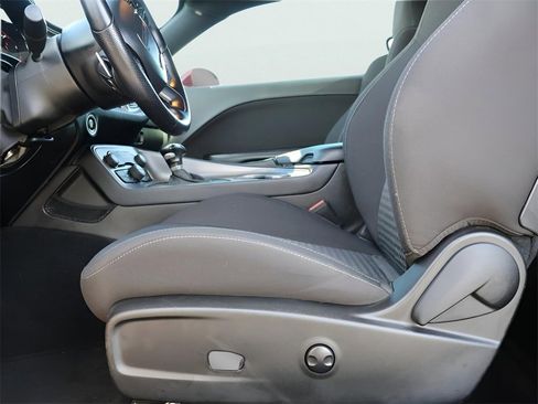 Used 2023 Dodge Challenger R/T w/ Blacktop Package image 33