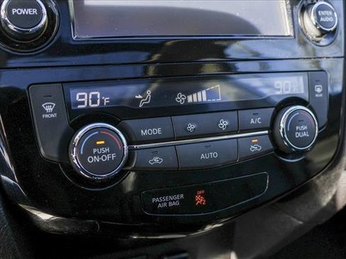 Used 2016 Nissan Rogue SL w/ SL Premium Package image 20