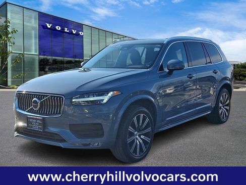 Certified 2023 Volvo XC90 B5 Core w/ Climate Package image 3