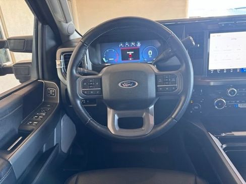 Used 2023 Ford F250 Lariat w/ FX4 Off-Road Package AWD/4WD image 13