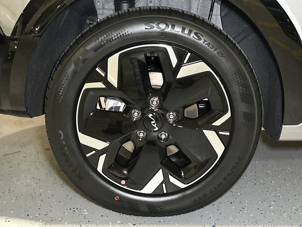 New 2026 Kia Niro Wind w/ Wind Preserve Package FWD image 8