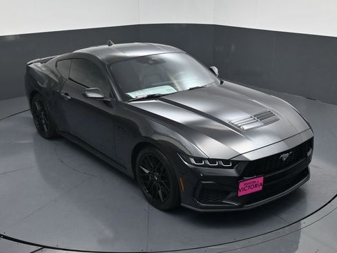 Used 2024 Ford Mustang GT Premium image 13