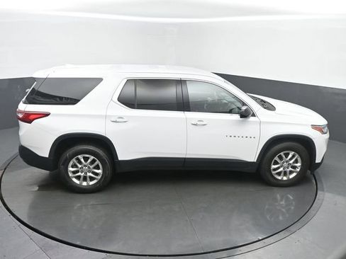 Used 2019 Chevrolet Traverse LS AWD/4WD image 43