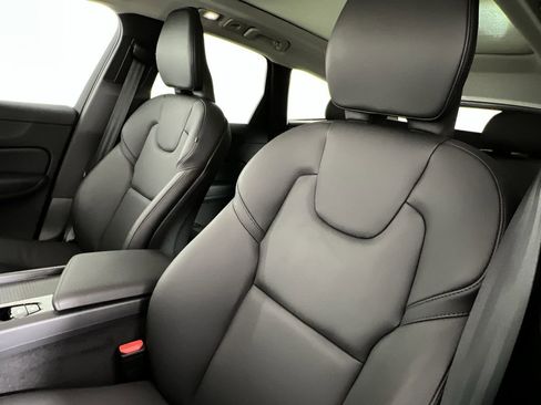 Certified 2025 Volvo XC60 B5 Core w/ Climate Package image 14