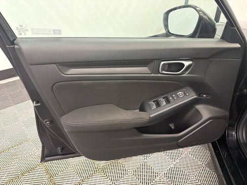 Used 2025 Honda Civic LX image 10